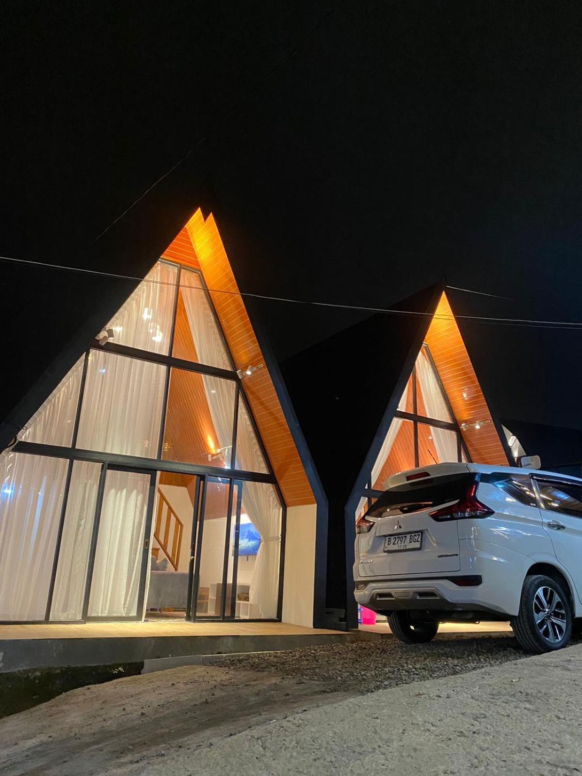 Agriya Lubis Cabin Diyeng 객실 사진